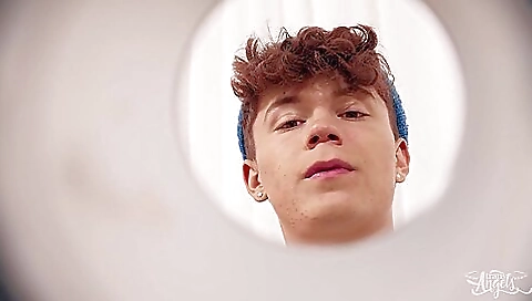 Brunette teen gets her tight pussy pinned and fucked